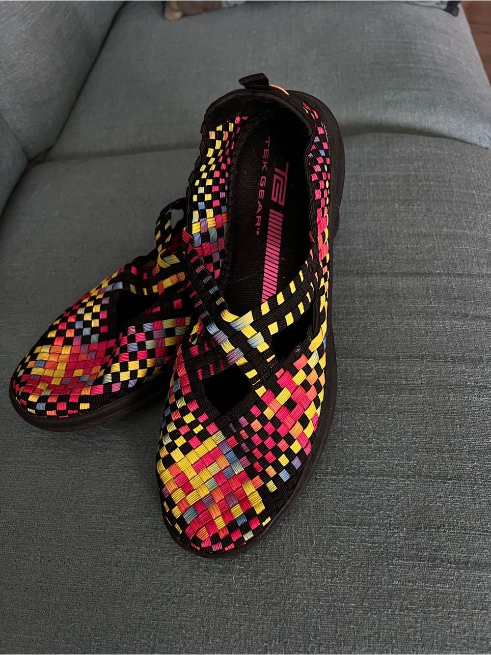 Tek Gear slip ons